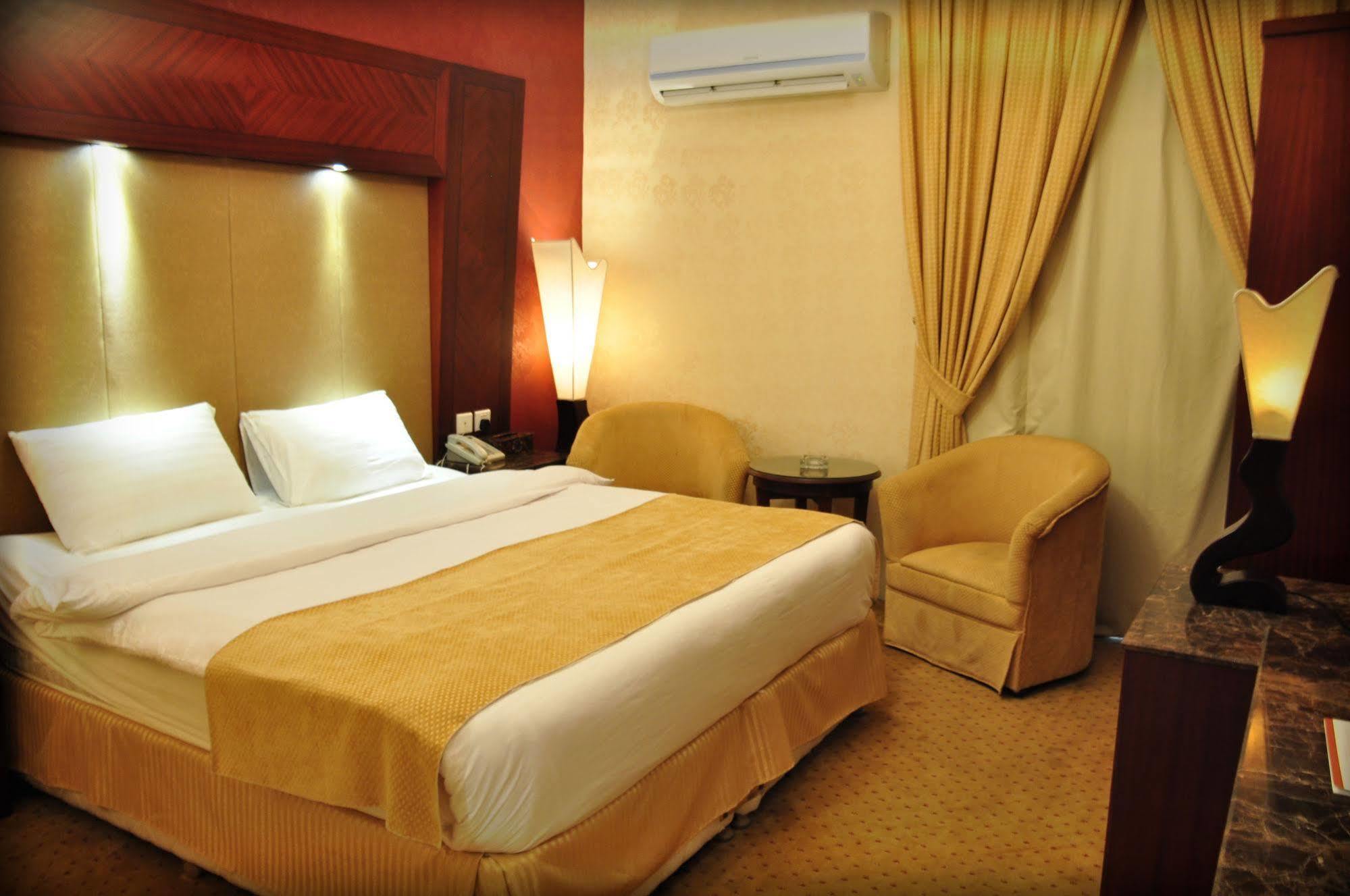 Al Higgi Hotel Yanbu Exteriér fotografie
