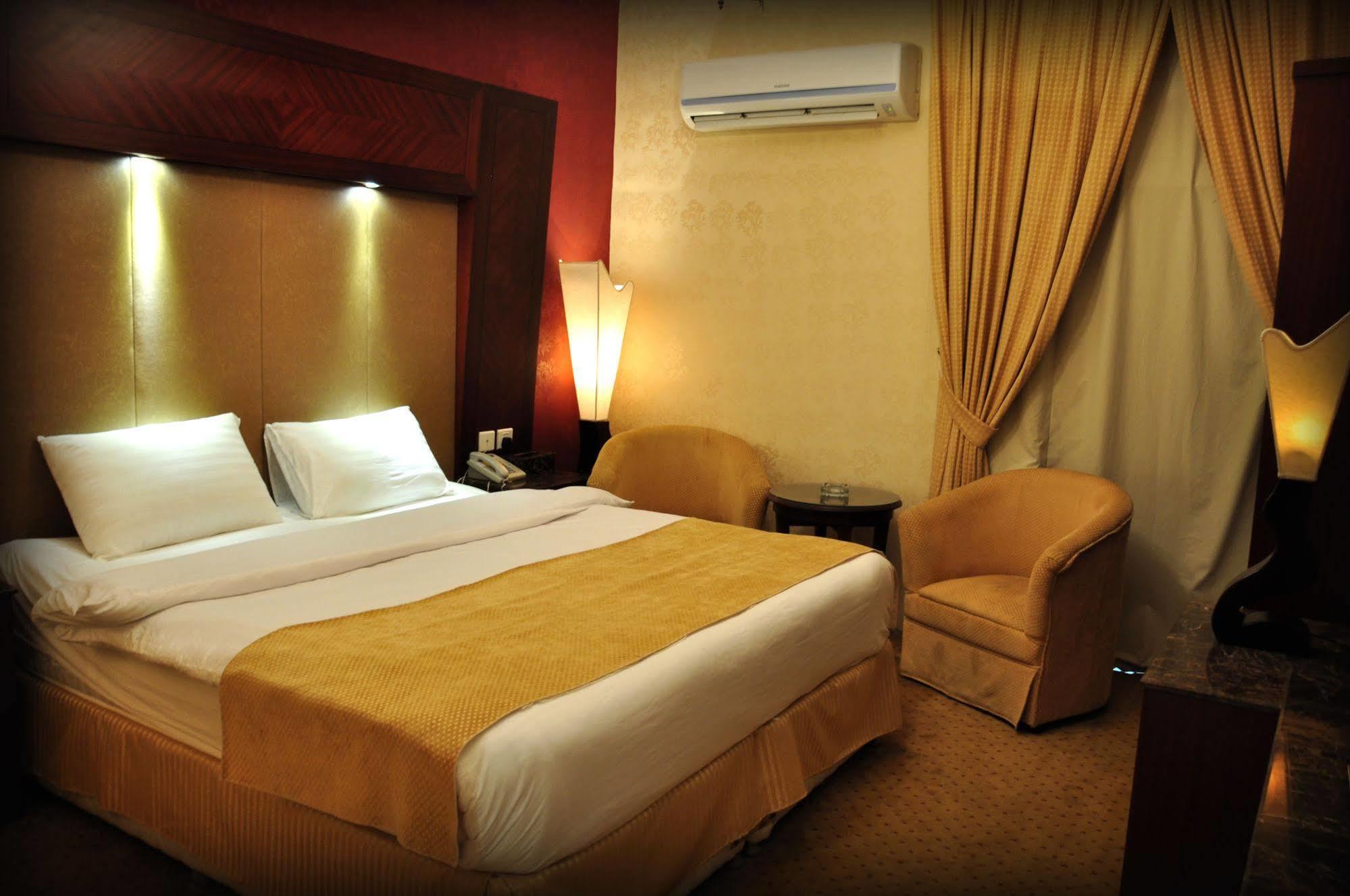 Al Higgi Hotel Yanbu Exteriér fotografie
